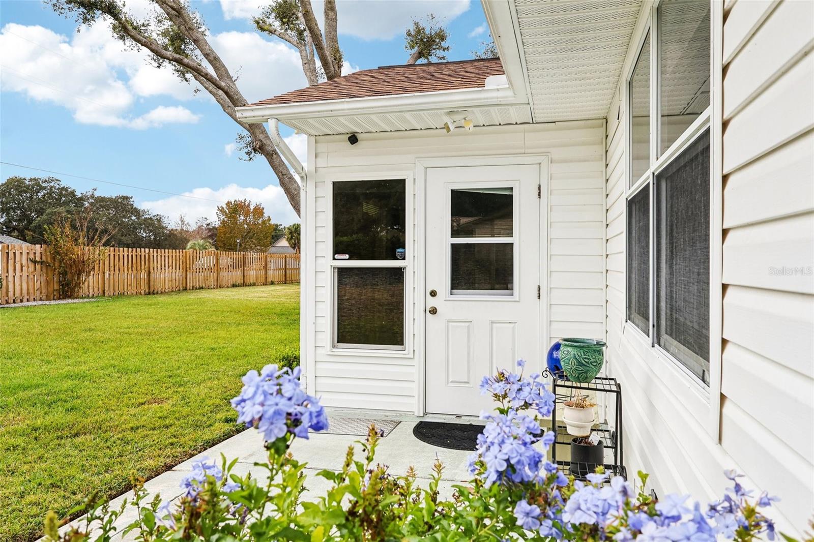 Image 28 of 34 For 1605 Selkirk Drive