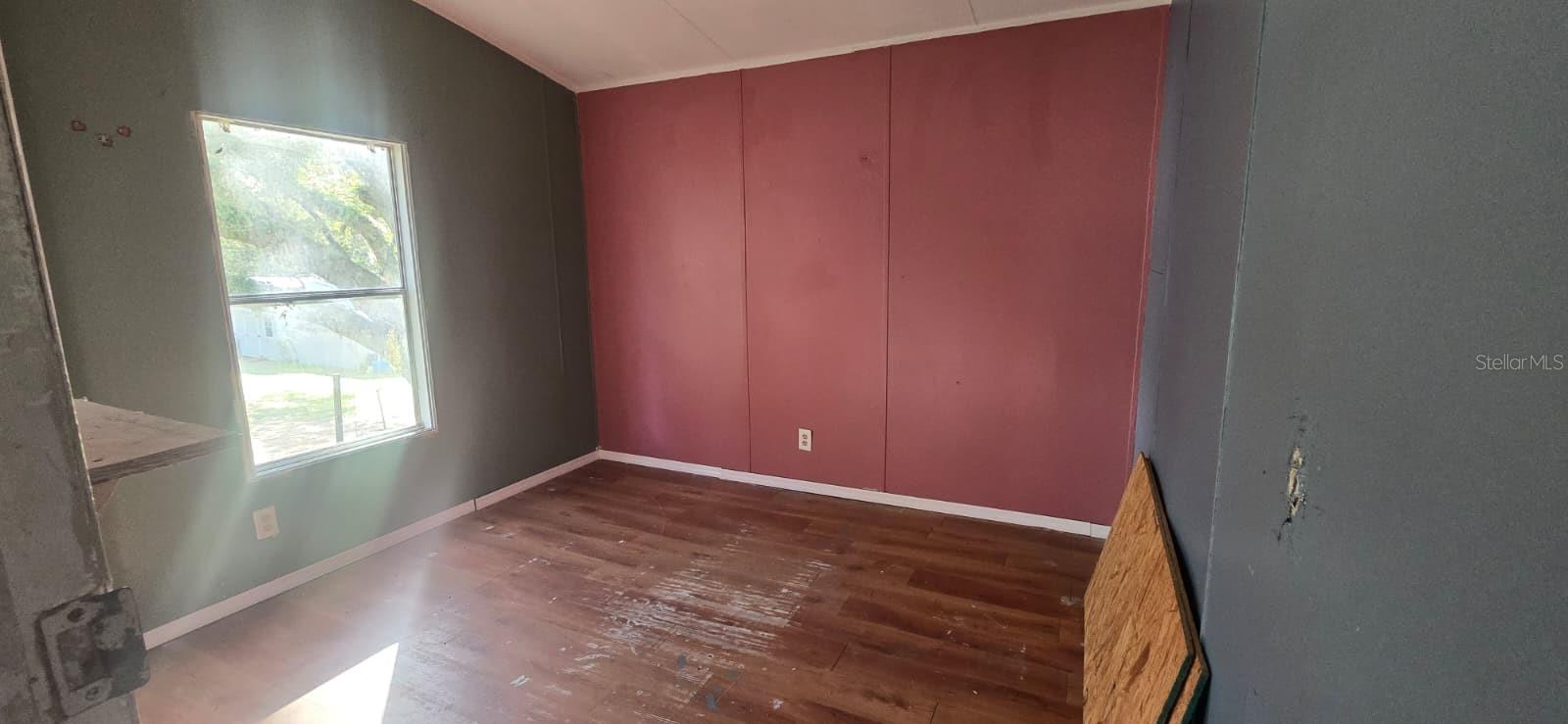 Image 10 of 19 For 17140 251st Terrace