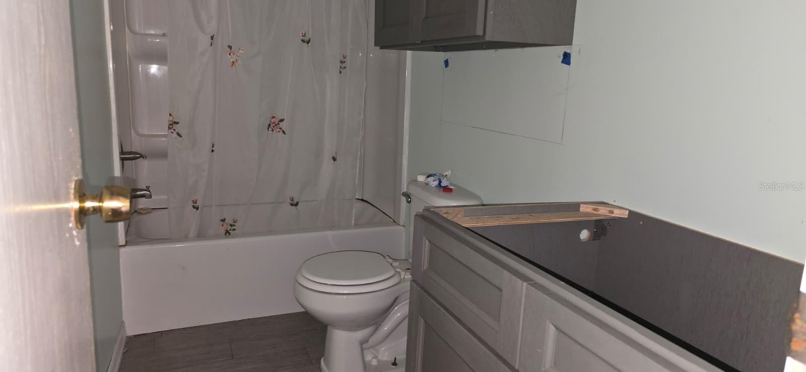 Image 9 of 19 For 17140 251st Terrace