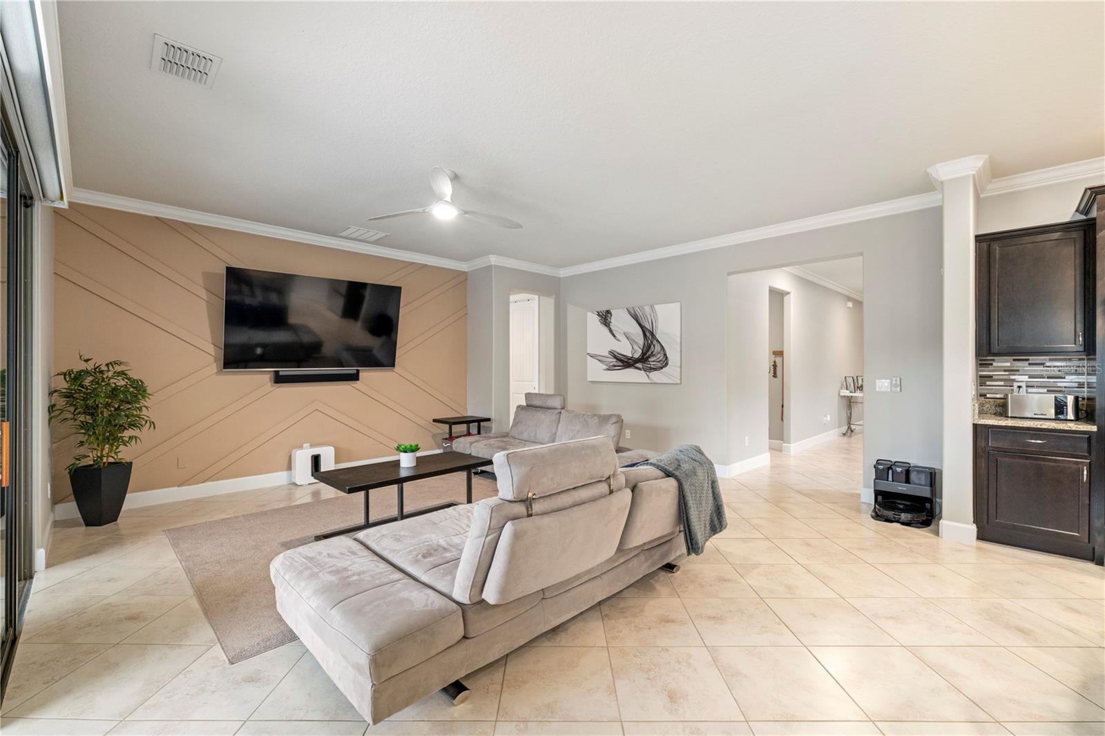 Image 13 of 69 For 30106 Kladruby Point