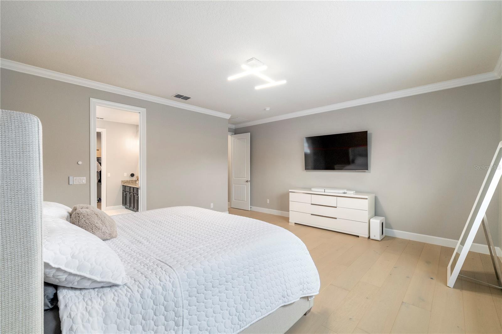 Image 28 of 69 For 30106 Kladruby Point