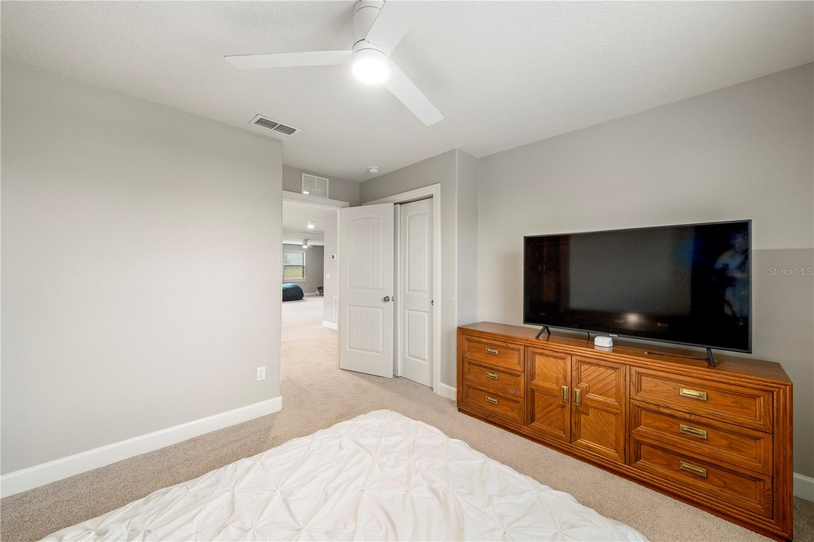 Image 41 of 69 For 30106 Kladruby Point