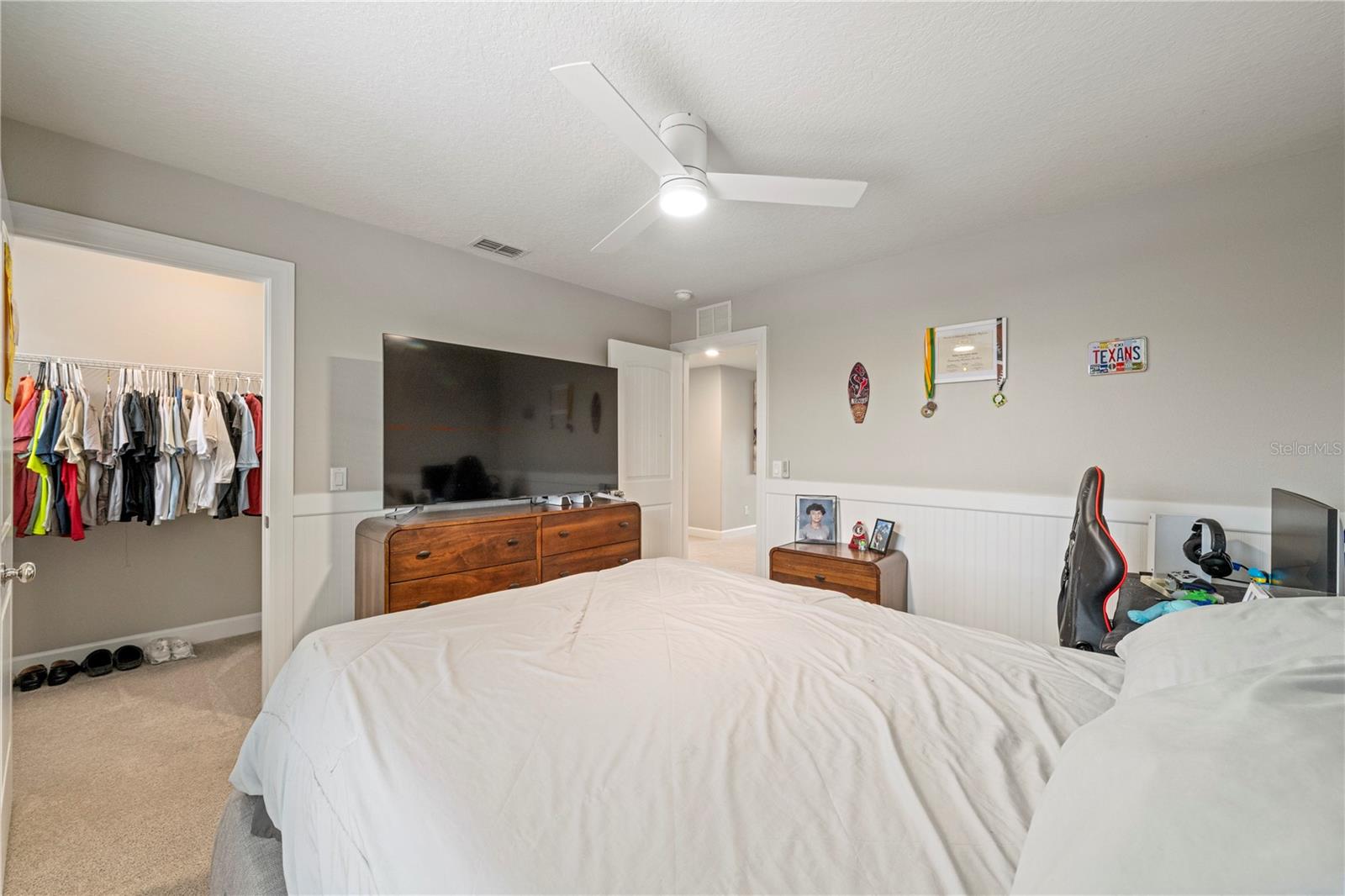 Image 47 of 69 For 30106 Kladruby Point