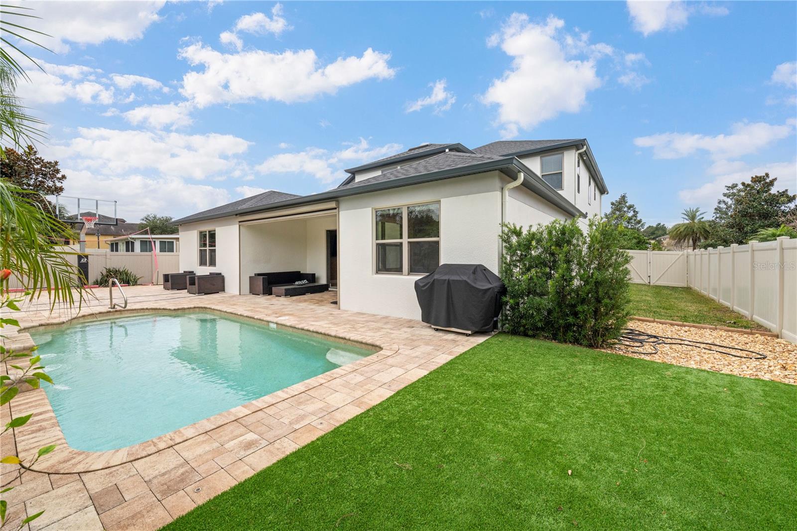 Image 66 of 69 For 30106 Kladruby Point