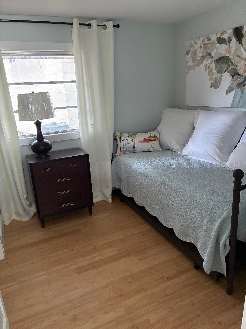 Image 5 of 7 For 3896 Picciola Road 223