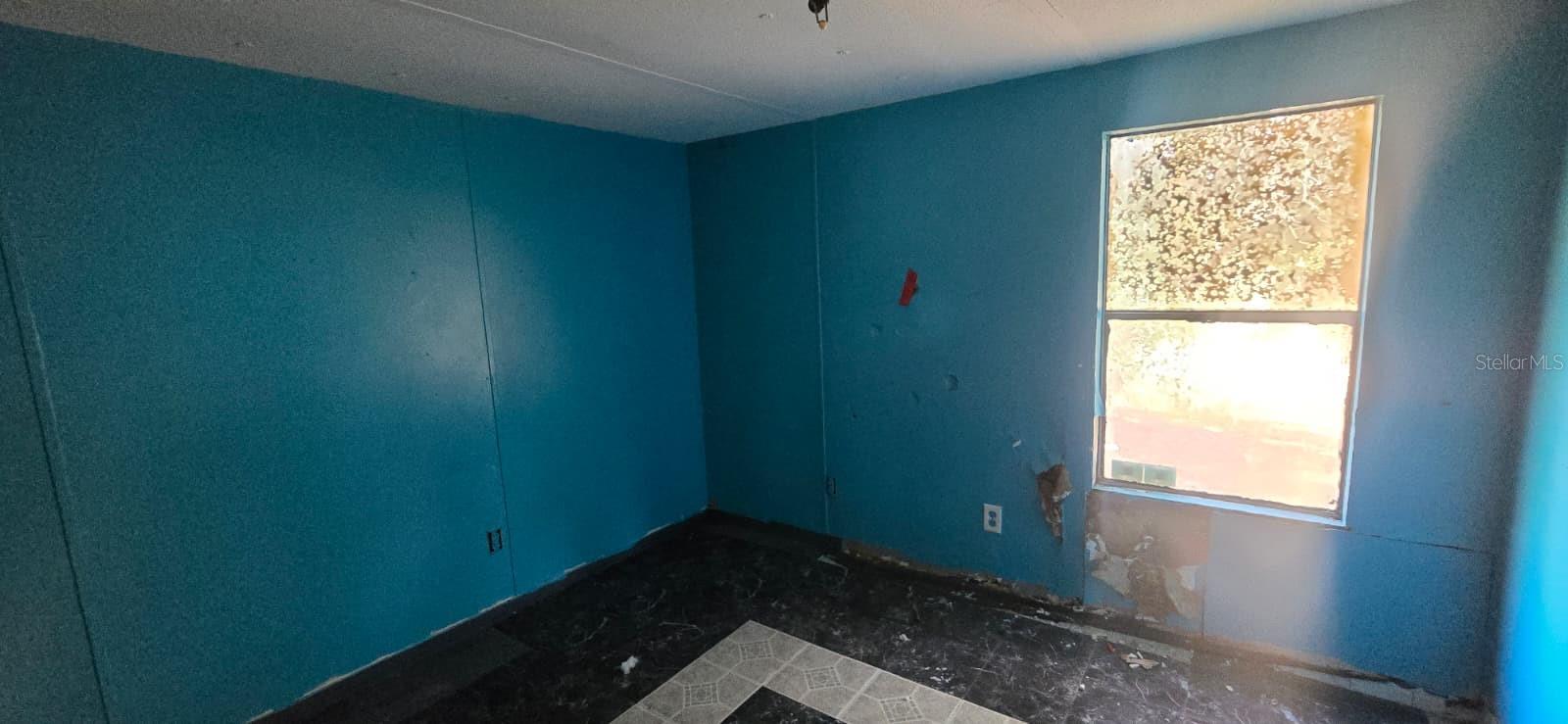 Image 17 of 26 For 17120 252nd Avenue