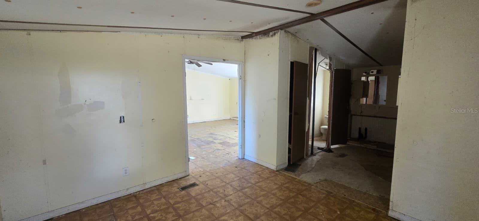 Image 7 of 26 For 17120 252nd Avenue