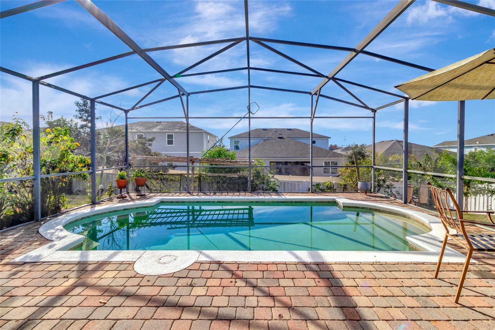 Image 2 of 52 For 16122 Denham Court