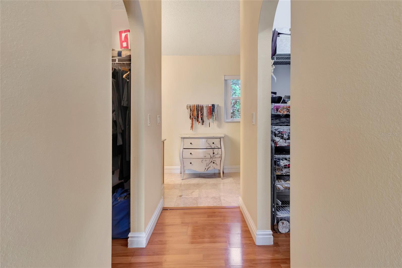 Image 25 of 52 For 16122 Denham Court