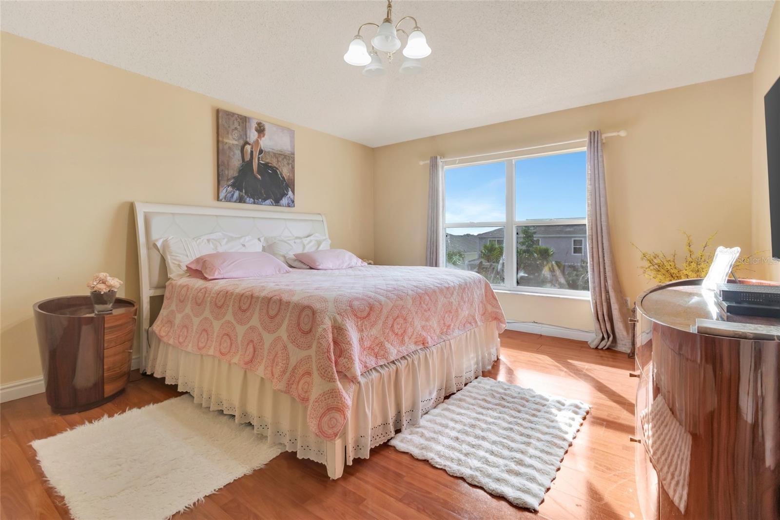 Image 3 of 52 For 16122 Denham Court