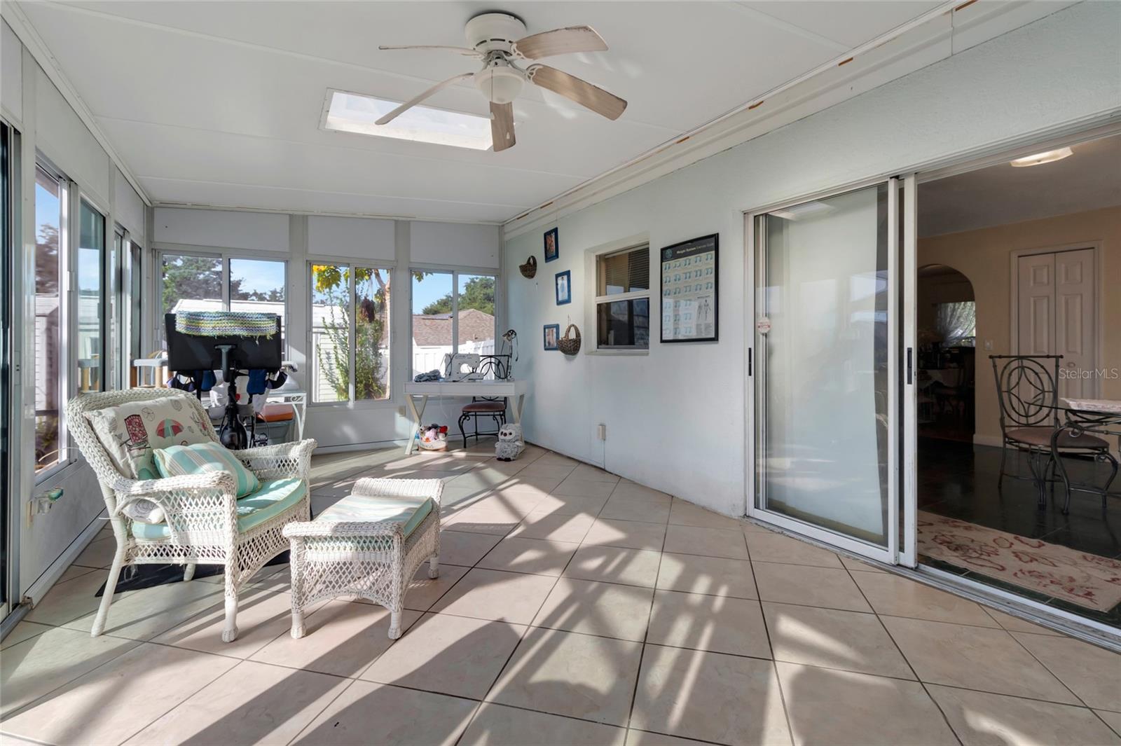 Image 30 of 52 For 16122 Denham Court