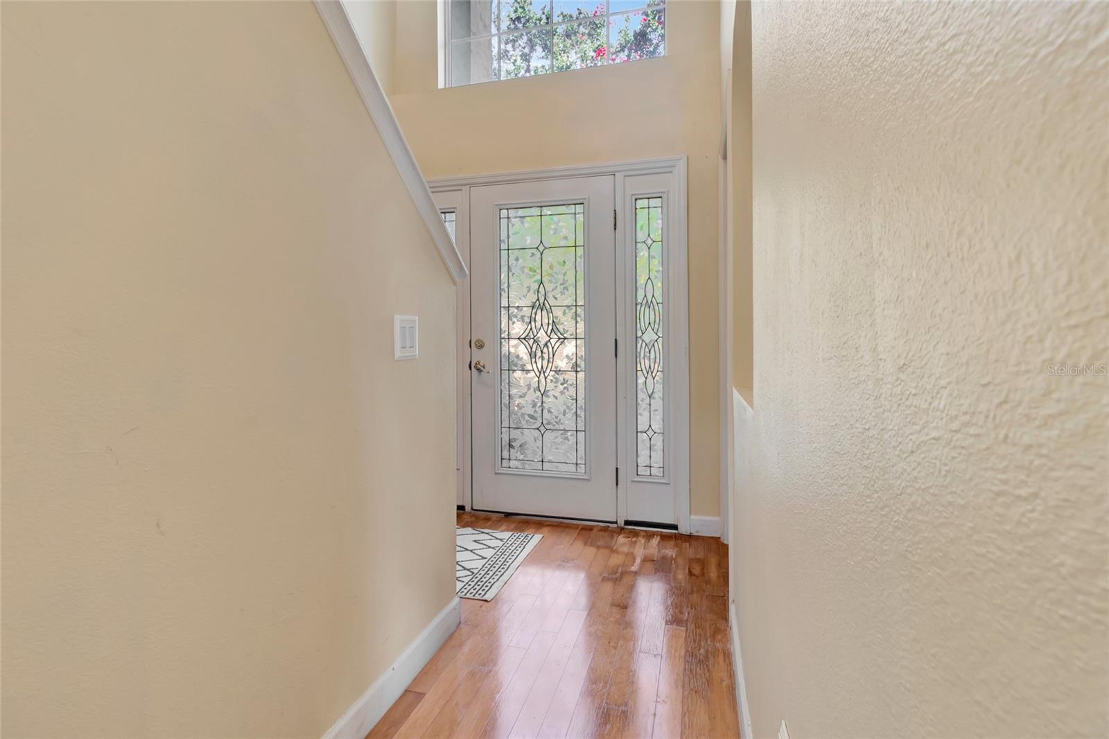 Image 7 of 52 For 16122 Denham Court