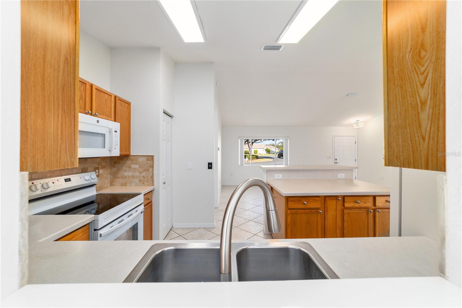 Image 15 of 66 For 14280 85th Avenue