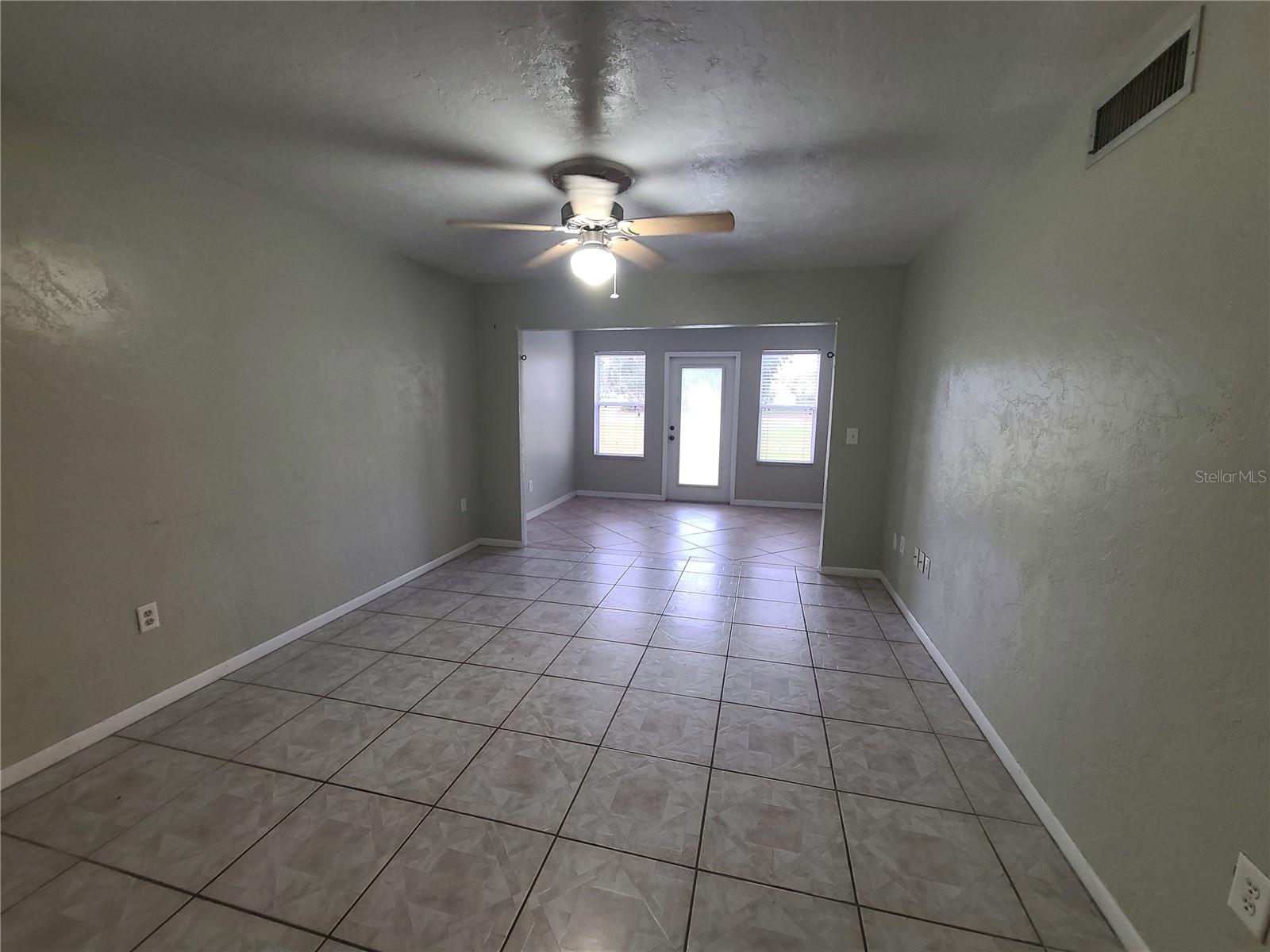 Image 7 of 18 For 18101 Sandalwood Drive