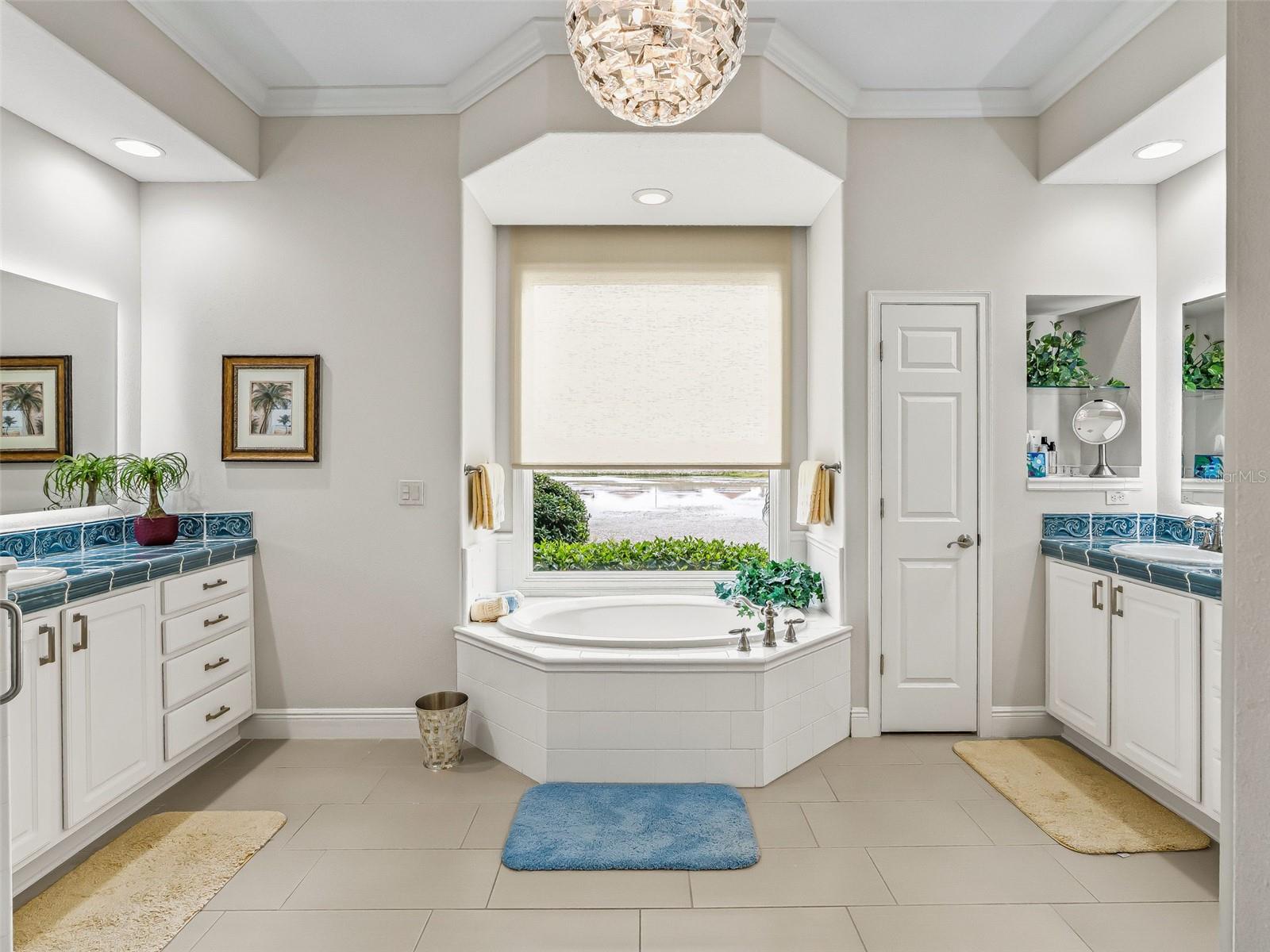 Image 31 of 74 For 11108 170th Place