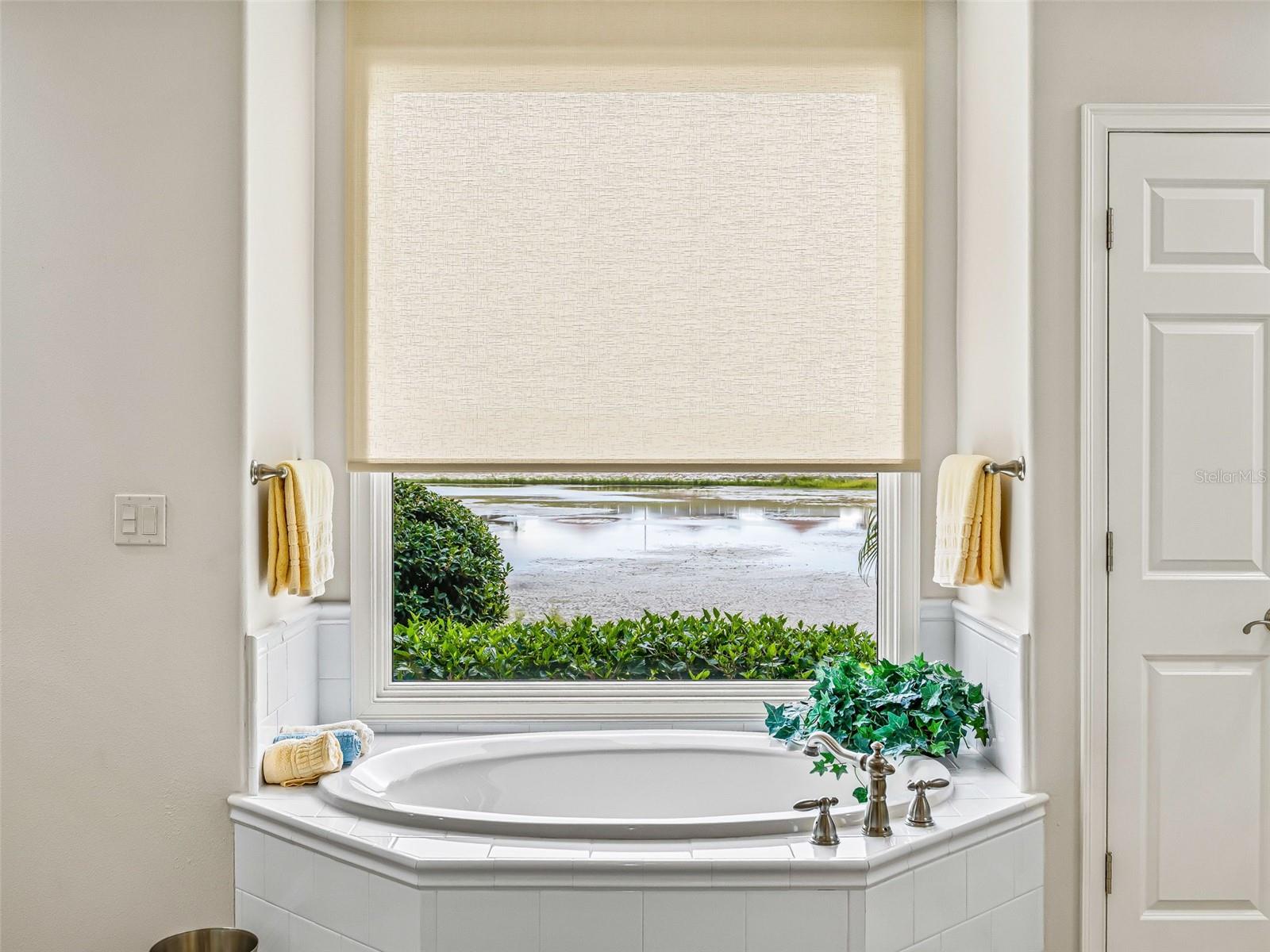 Image 32 of 74 For 11108 170th Place