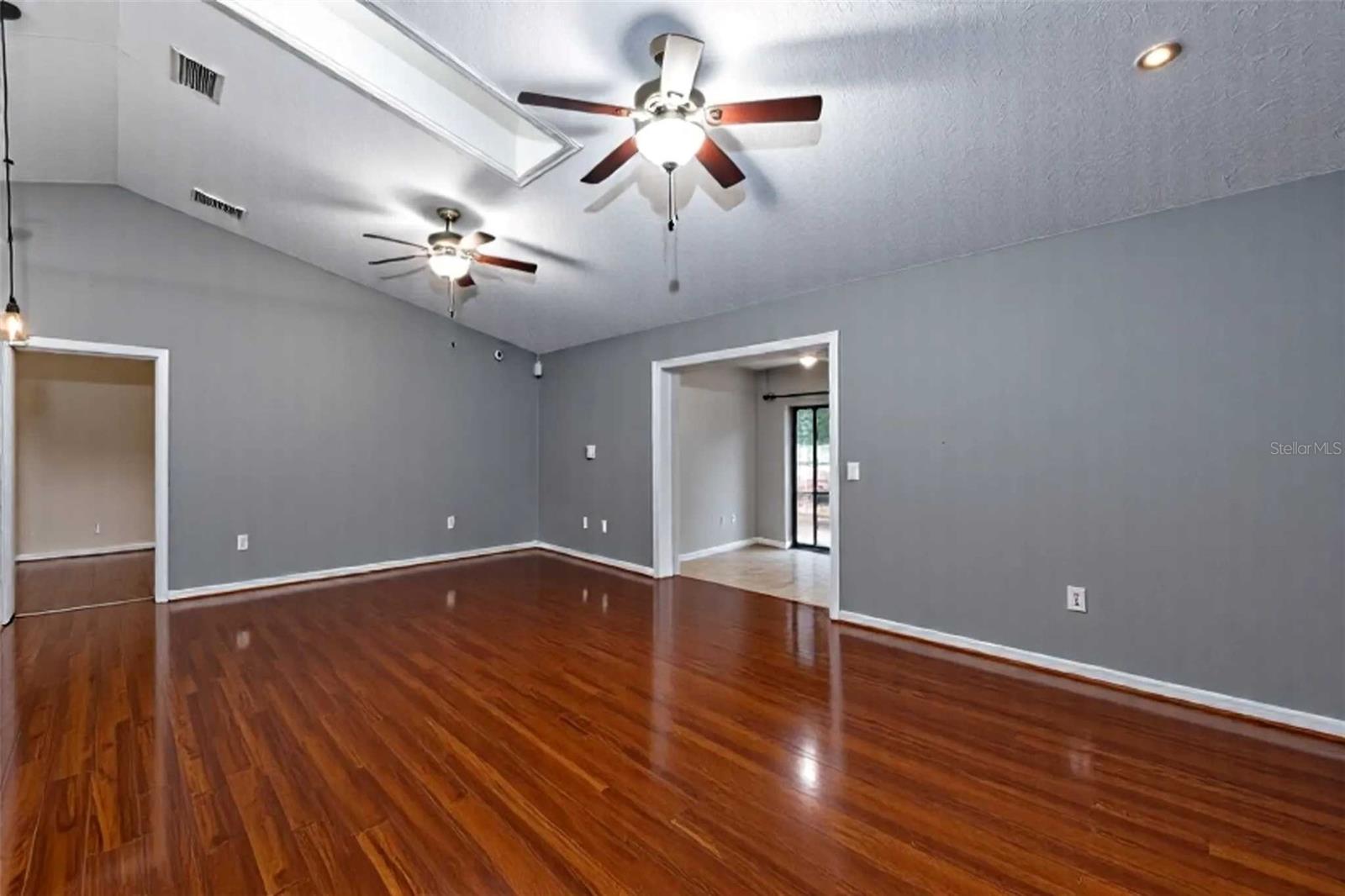 Image 17 of 44 For 4242 Cactus Lane