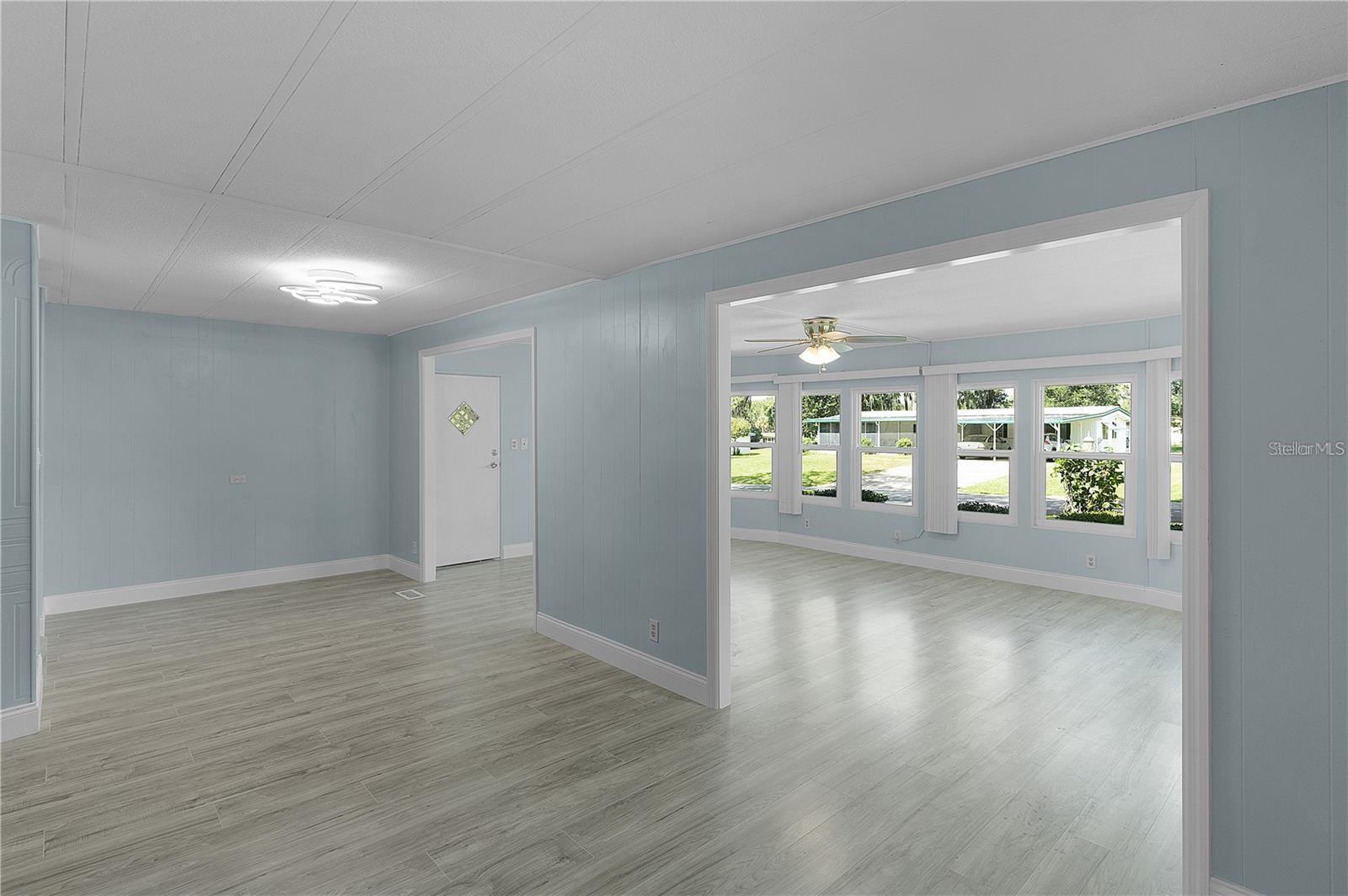 Image 4 of 36 For 354 Ivanhoe Circle