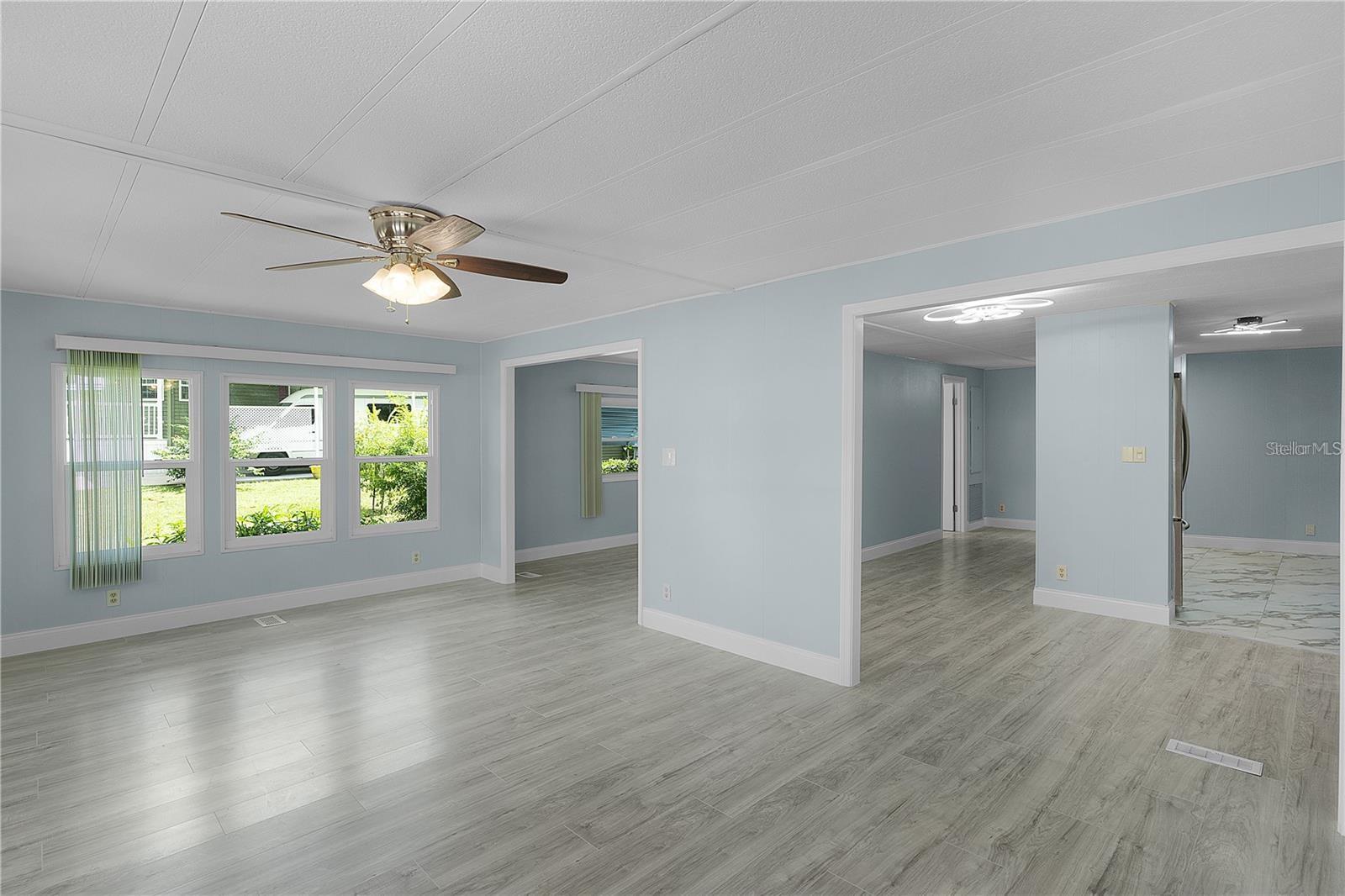 Image 5 of 36 For 354 Ivanhoe Circle