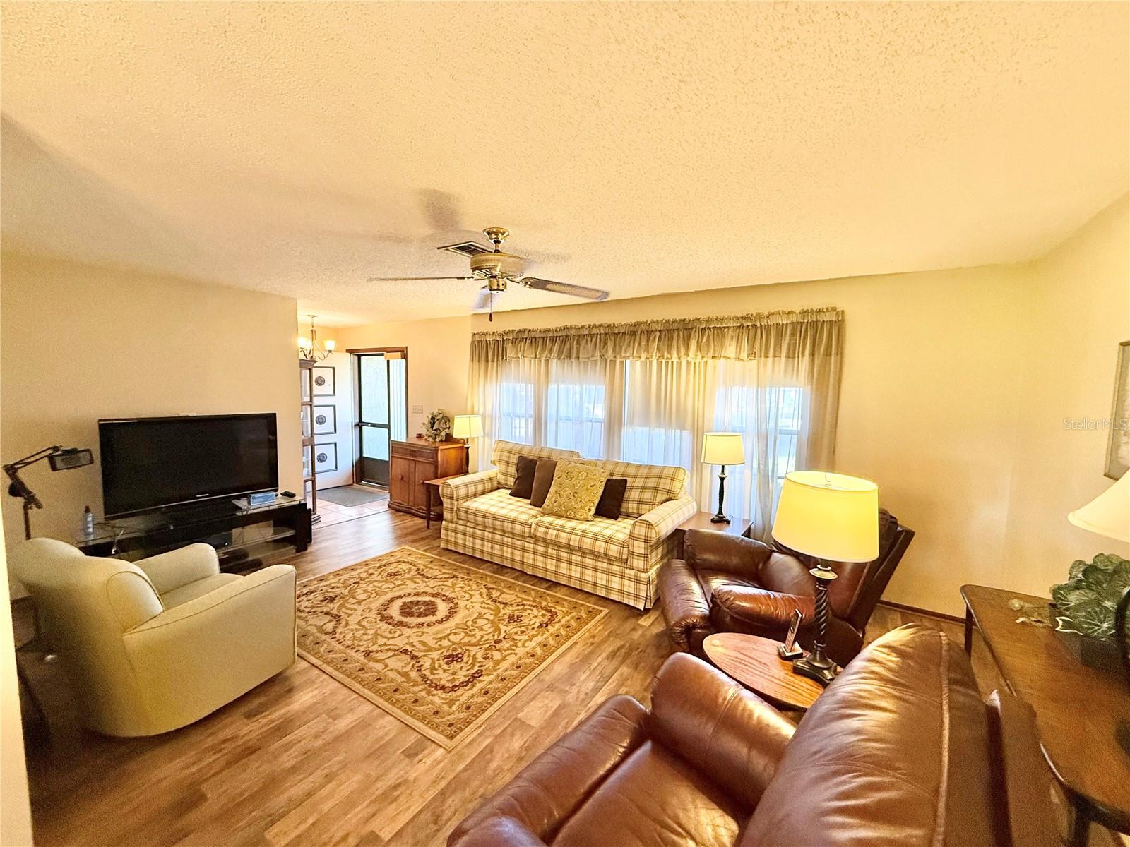 Image 14 of 32 For 33312 Coventry Drive