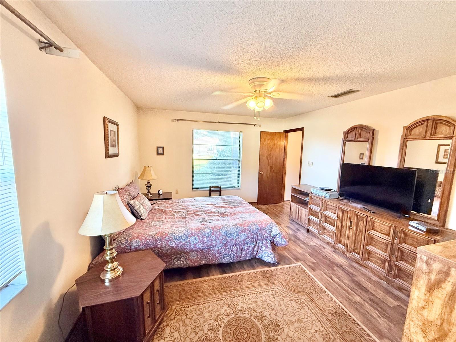 Image 18 of 32 For 33312 Coventry Drive