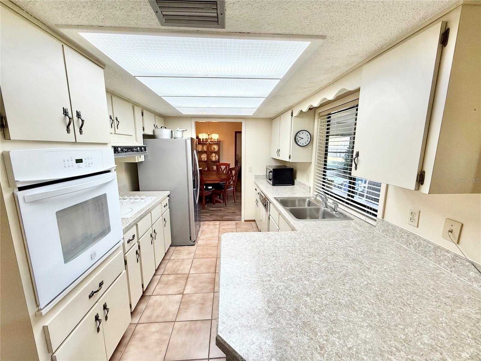 Image 21 of 32 For 33312 Coventry Drive