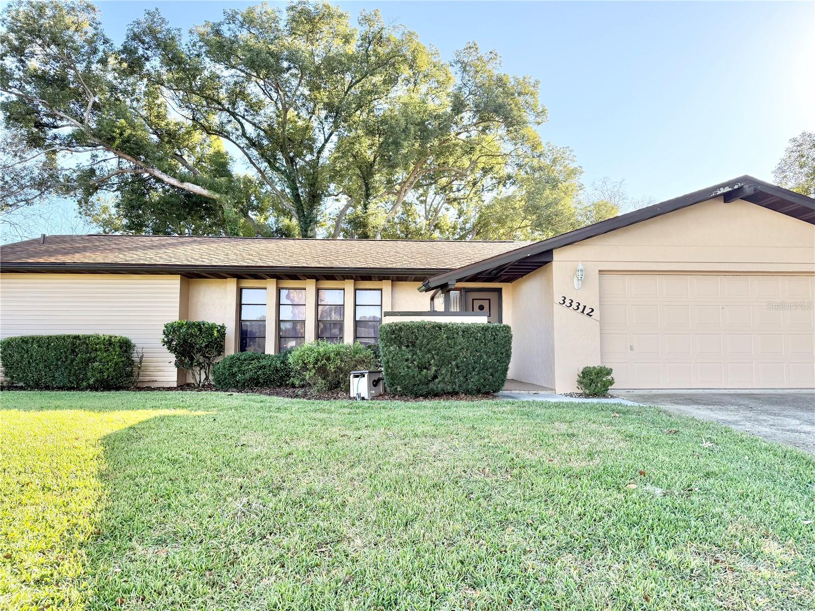 Image 4 of 32 For 33312 Coventry Drive