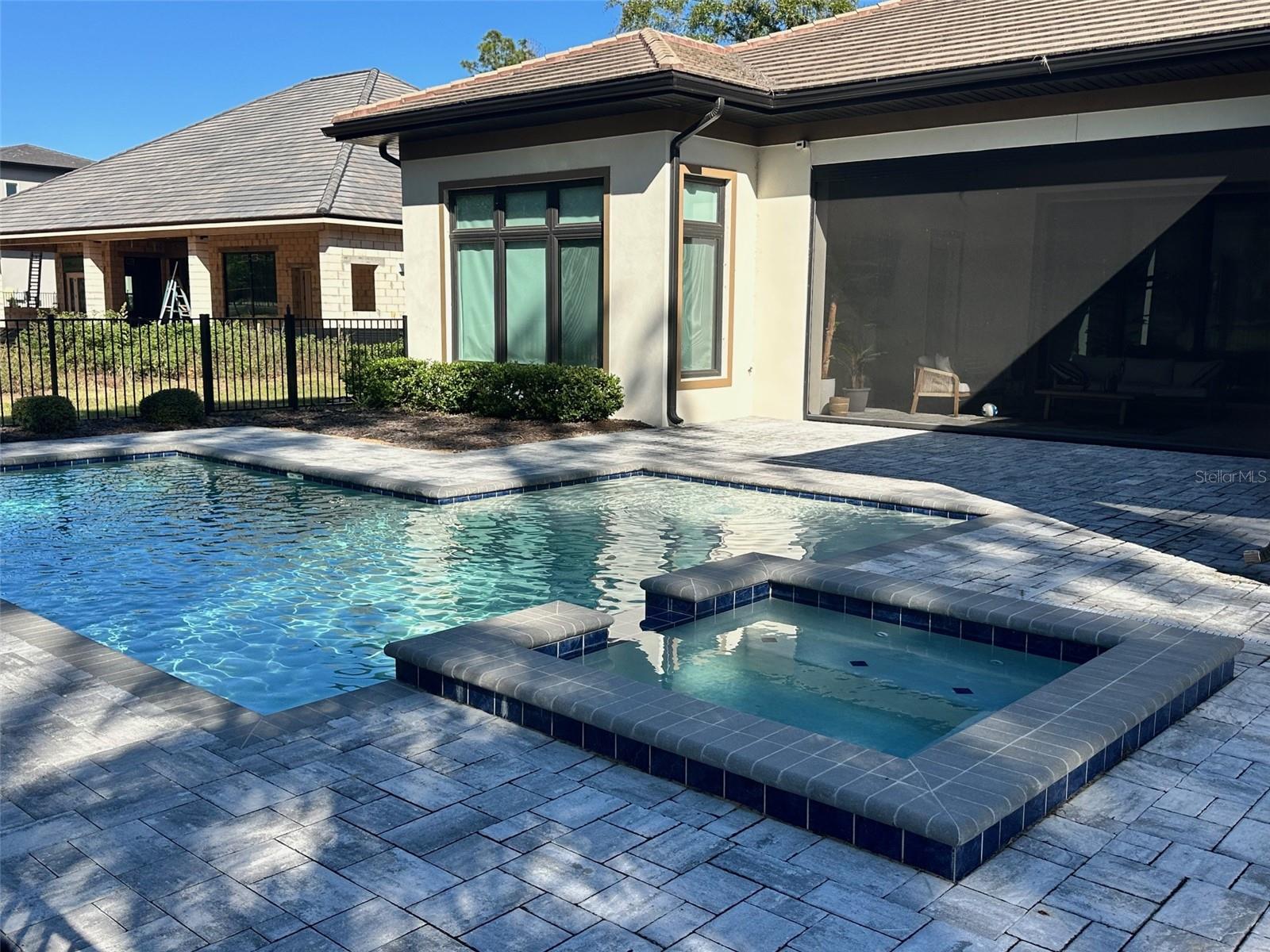 Image 31 of 32 For 15600 Pendio Drive