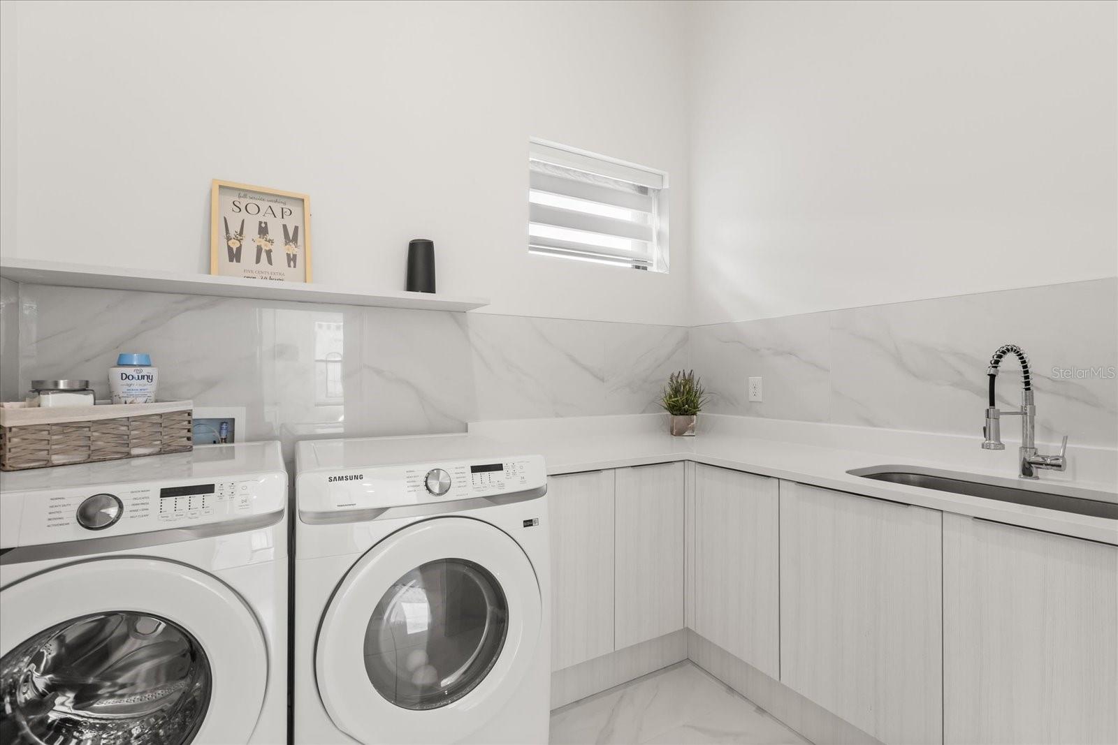 Image 43 of 68 For 15600 Pendio Drive