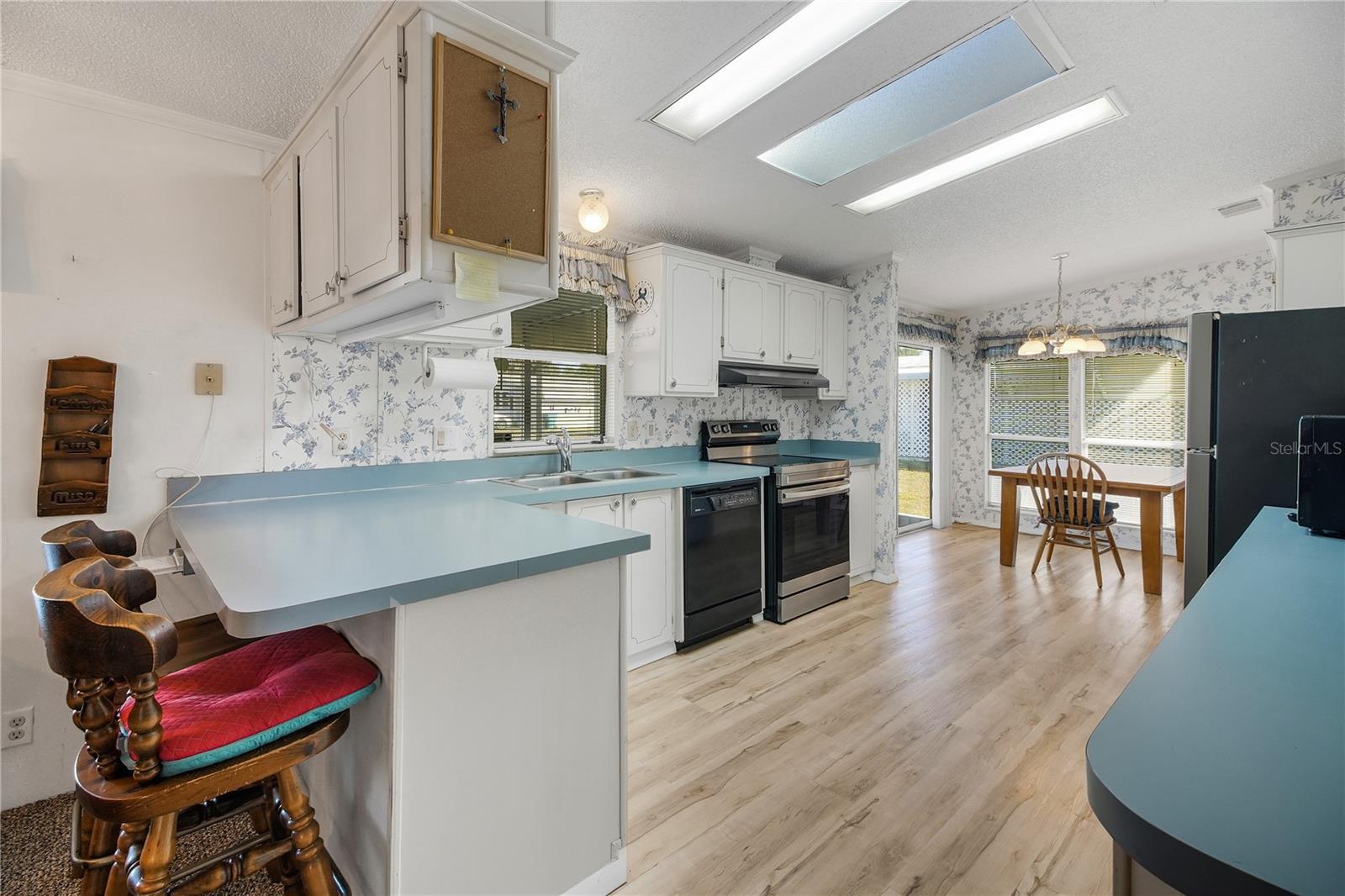 Image 12 of 45 For 5229 Hartford Lane