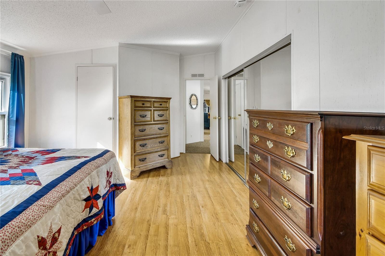 Image 25 of 45 For 5229 Hartford Lane