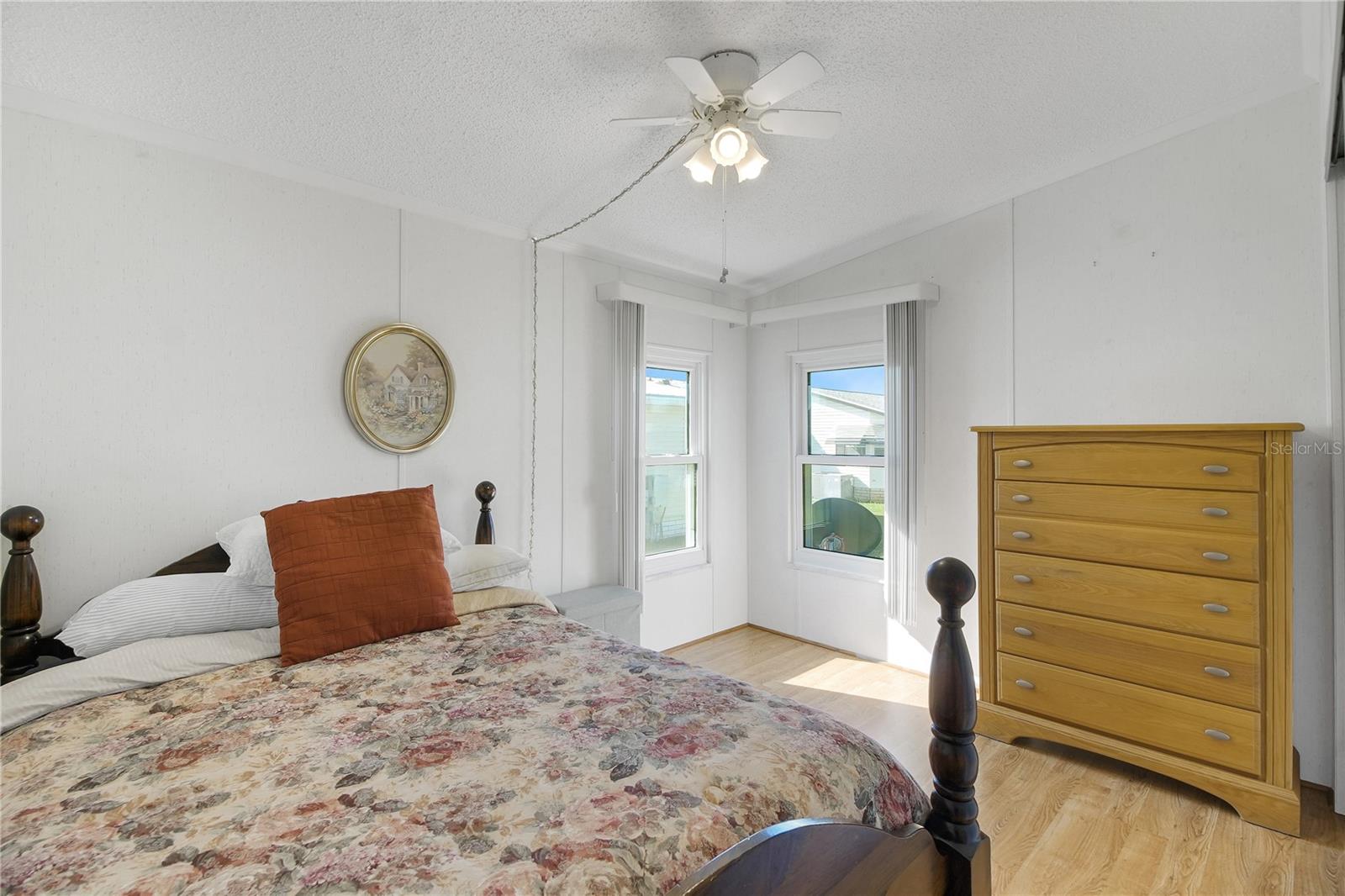 Image 31 of 45 For 5229 Hartford Lane