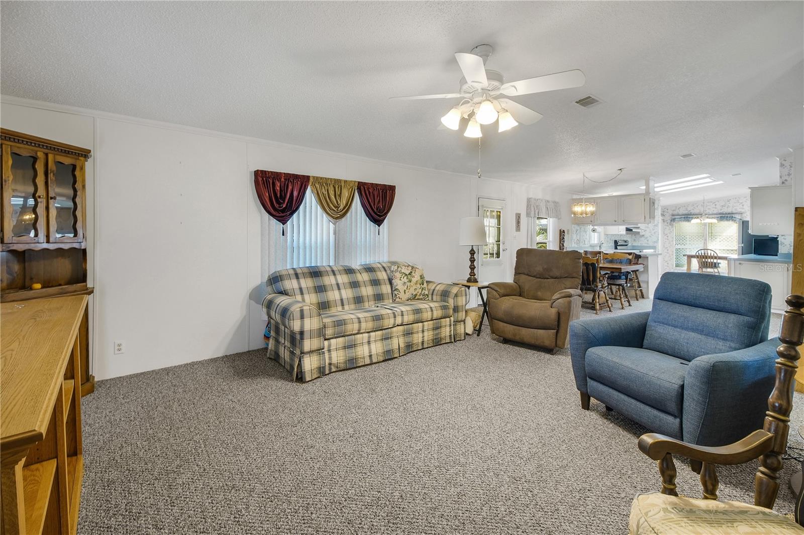 Image 8 of 45 For 5229 Hartford Lane