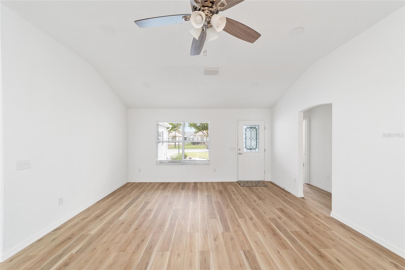 Image 6 of 38 For 1312 Landeros Lane