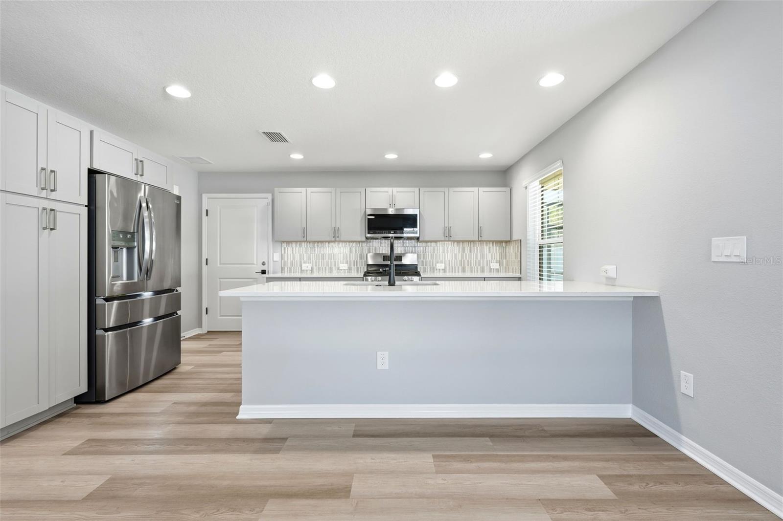 Image 14 of 42 For 2786 Alder Avenue