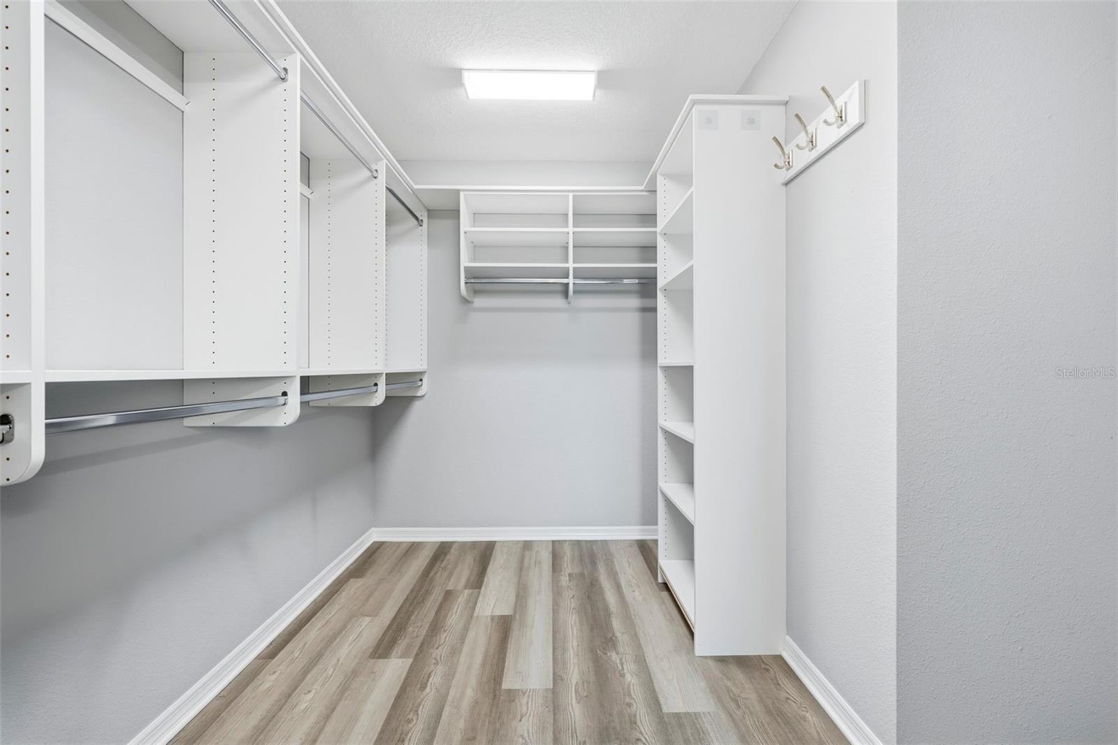 Image 25 of 42 For 2786 Alder Avenue