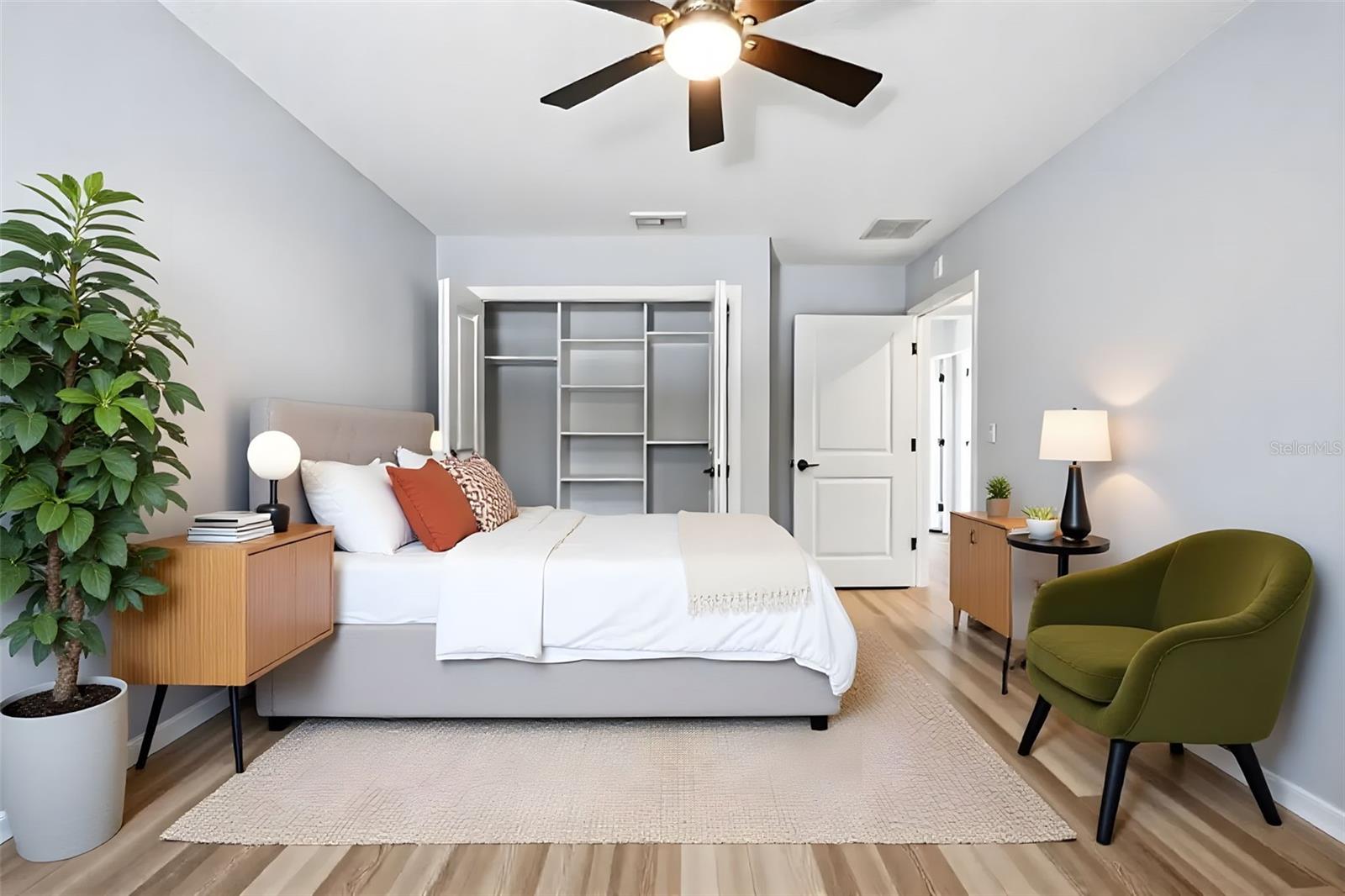 Image 27 of 42 For 2786 Alder Avenue