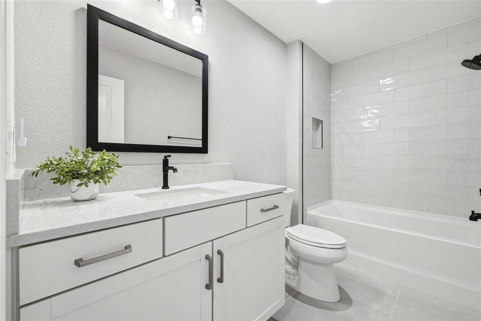 Image 28 of 42 For 2786 Alder Avenue