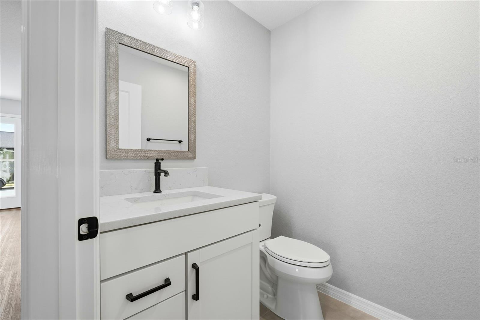 Image 30 of 42 For 2786 Alder Avenue