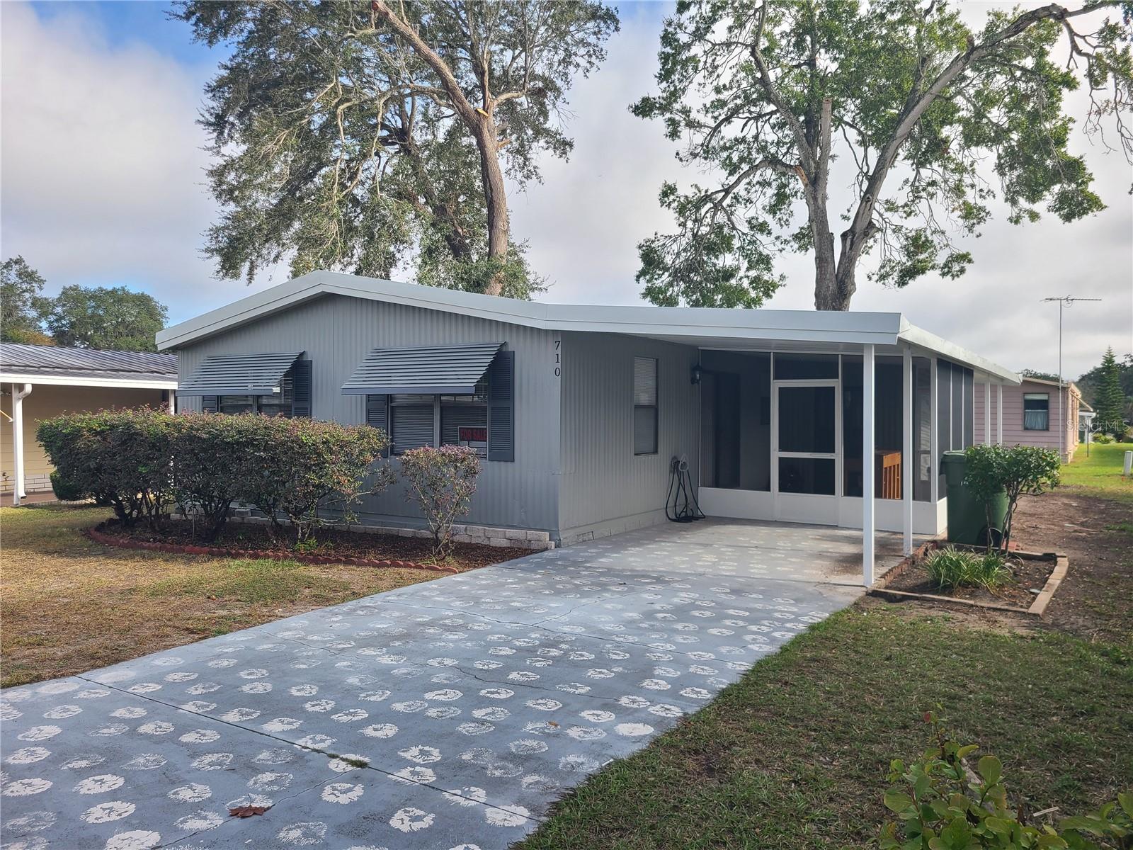 Image 3 of 18 For 710 Coachman Drive