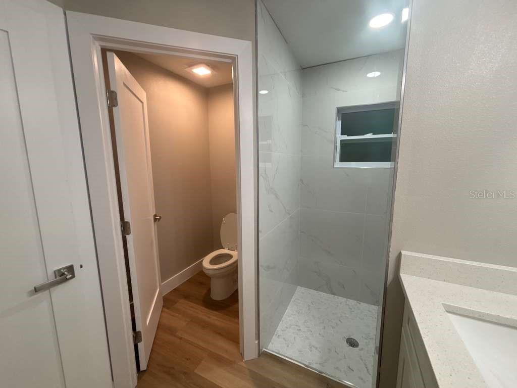 Image 21 of 38 For 1884 Quaker Lane