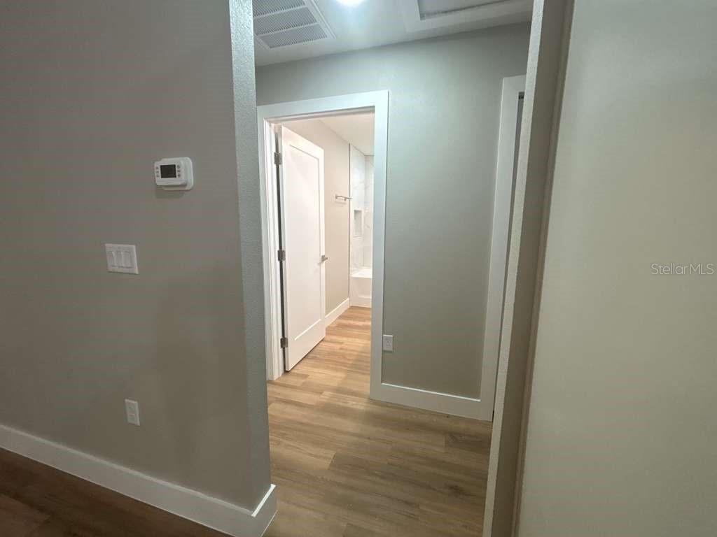 Image 24 of 38 For 1884 Quaker Lane