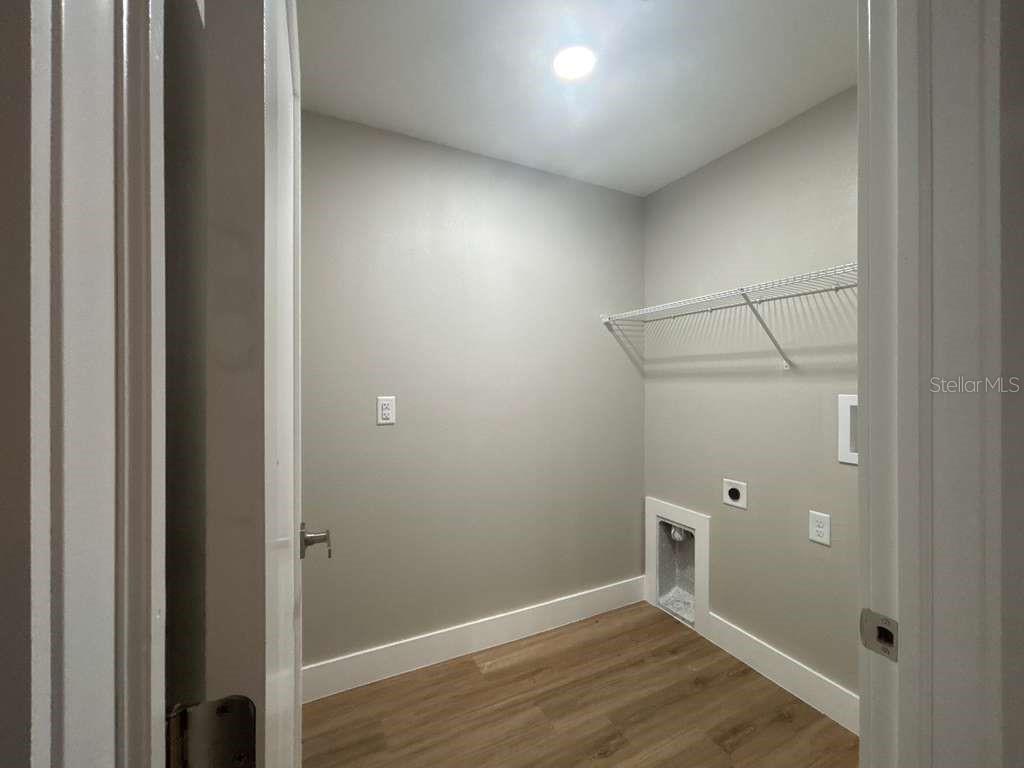 Image 31 of 38 For 1884 Quaker Lane