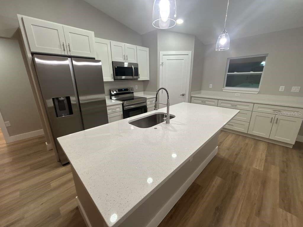 Image 7 of 38 For 1884 Quaker Lane