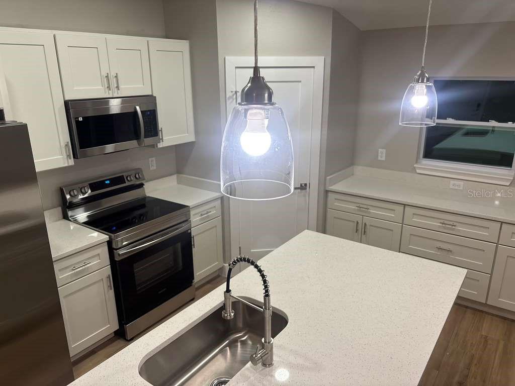 Image 8 of 38 For 1884 Quaker Lane