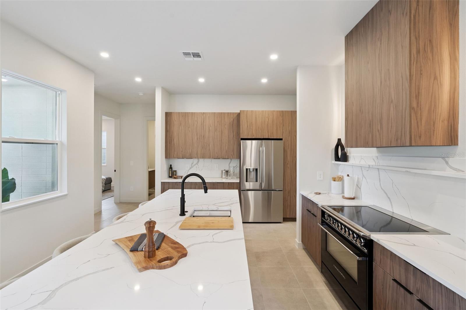 Image 9 of 30 For 455 Skyfield Court