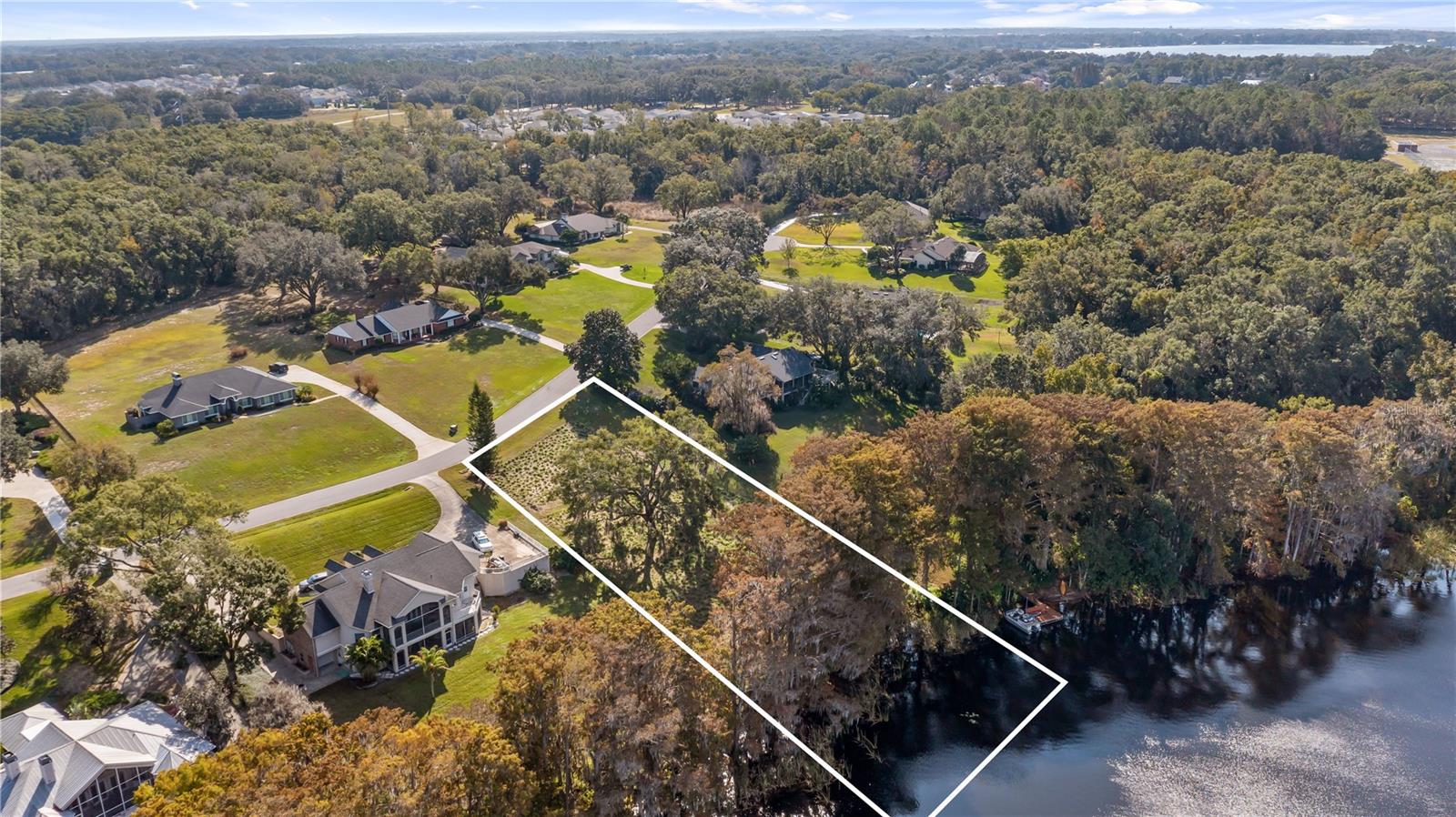 Image 24 of 41 For Lake Swatara Drive