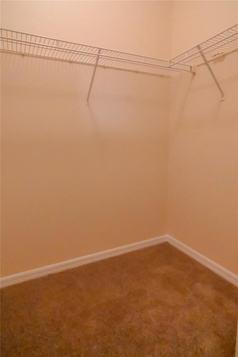 Image 26 of 42 For 704 Monroe Circle