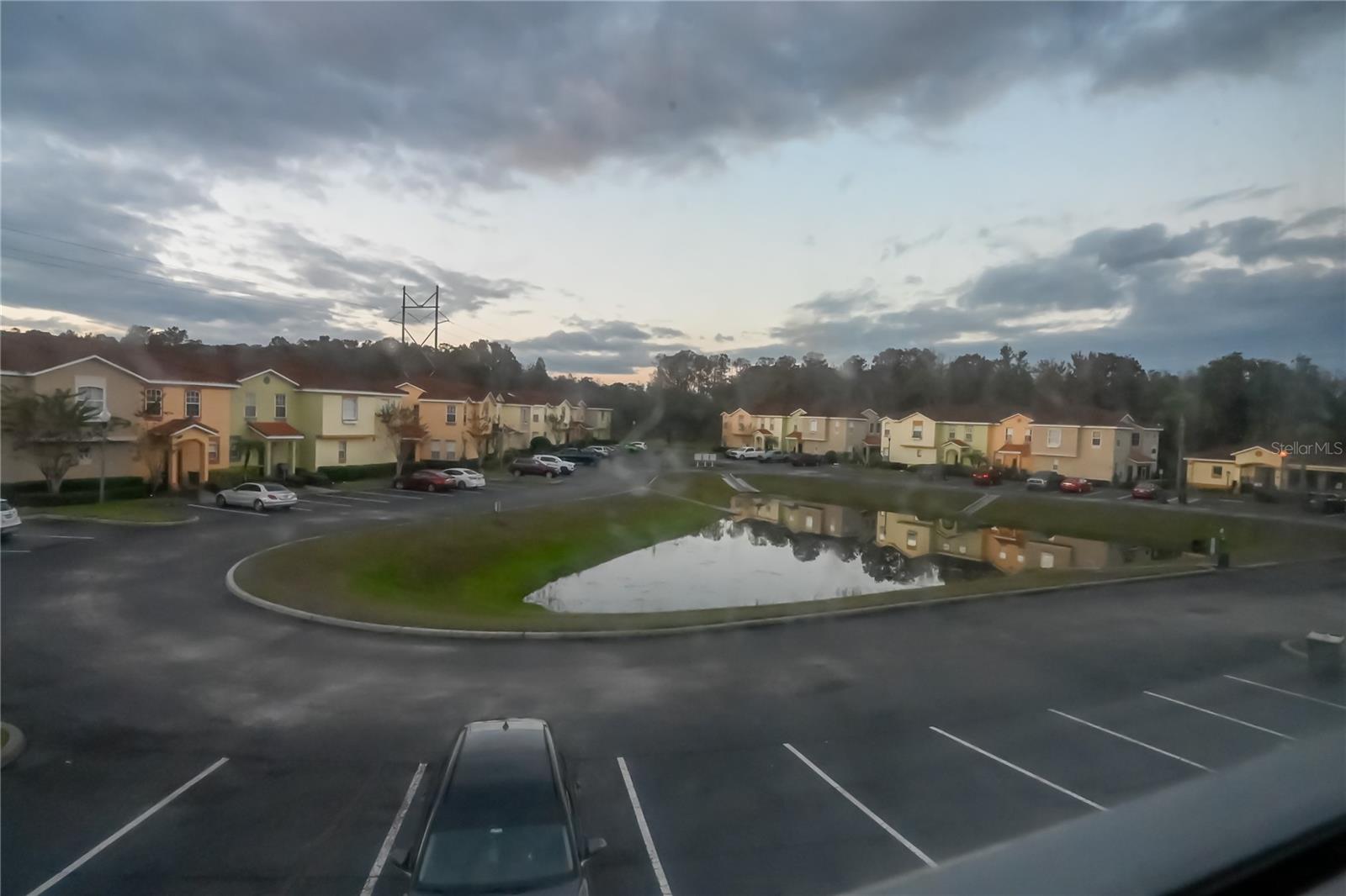 Image 30 of 42 For 704 Monroe Circle