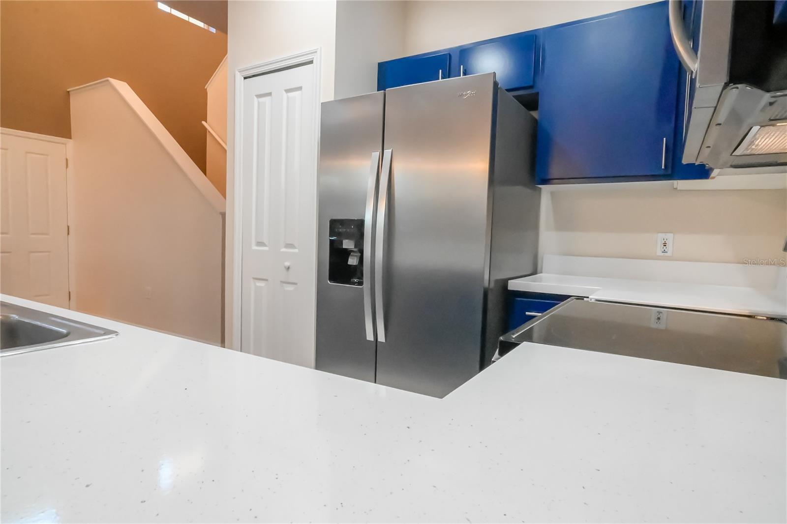 Image 9 of 42 For 704 Monroe Circle